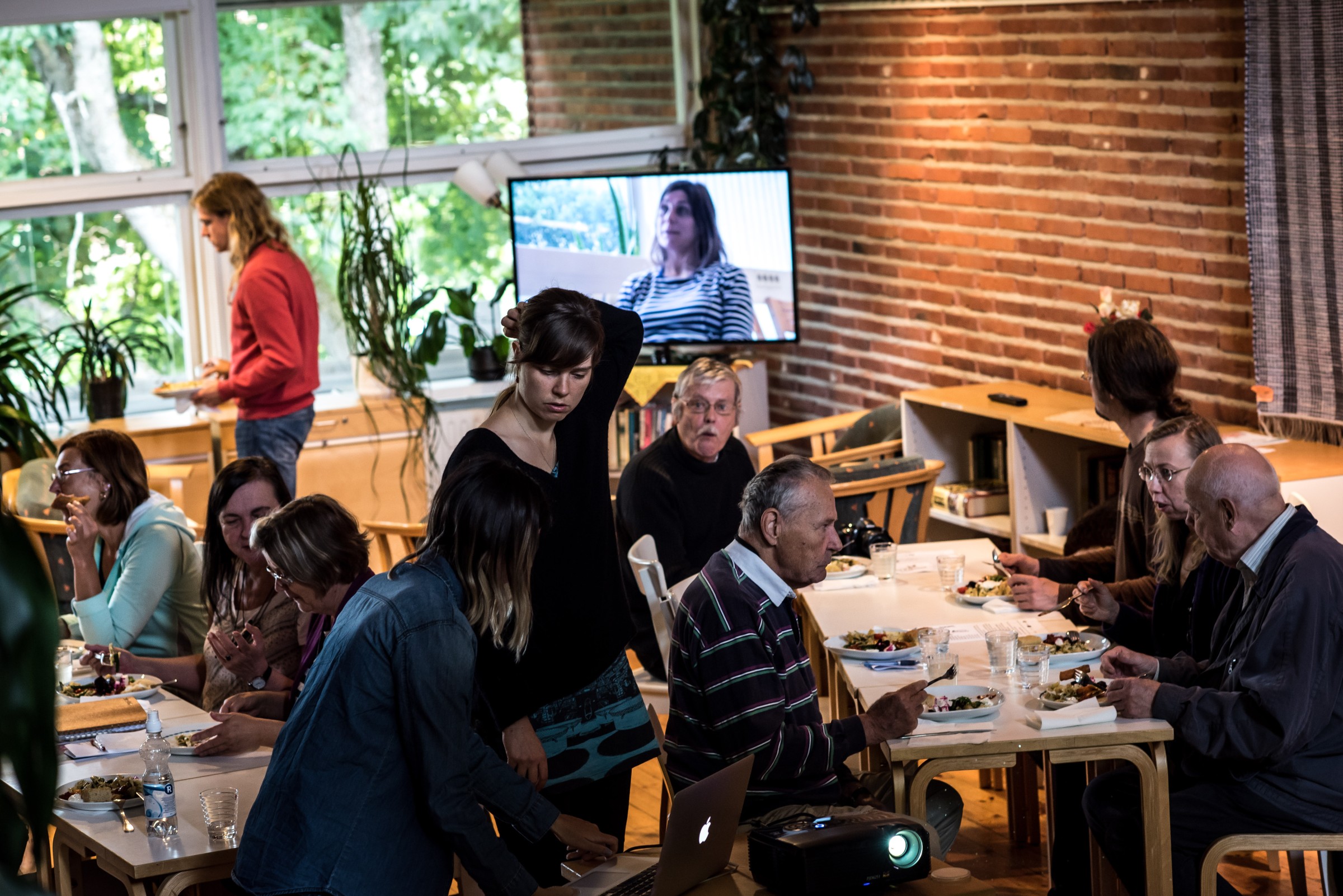 Season kickoff brunch guests at Saunabaari