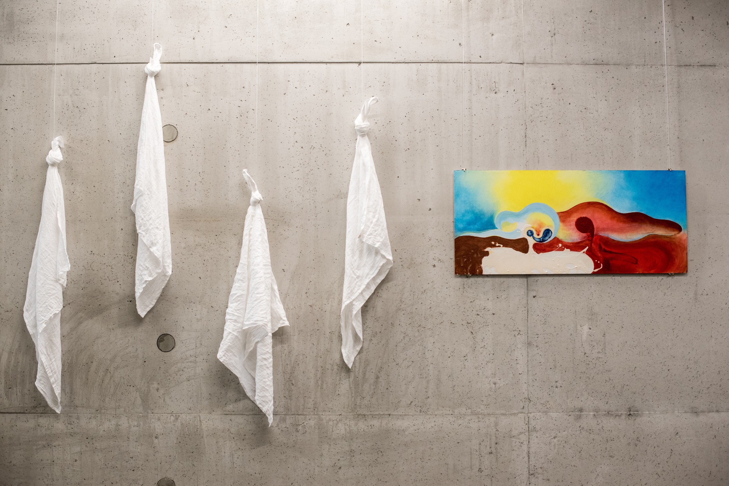 Breakfast from the Past, Art work Aamiainen olen minä by Sanna Valkiala, one painting and rags