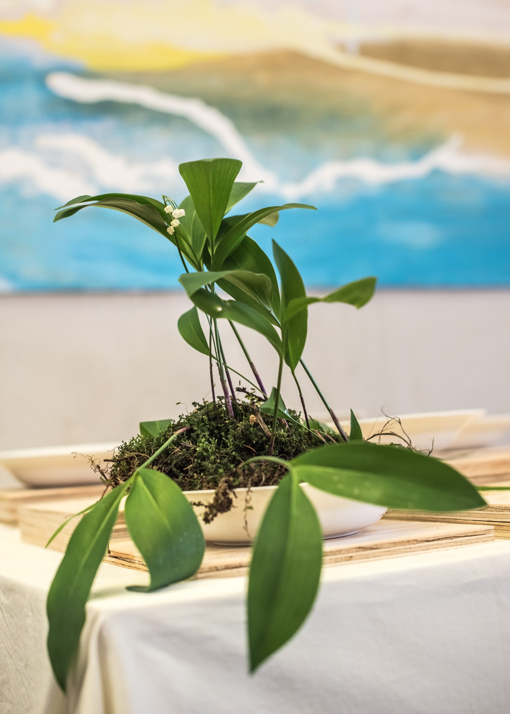 Breakfast from the Past, detail from the art work Puurolautaset by Sanna Valkiala