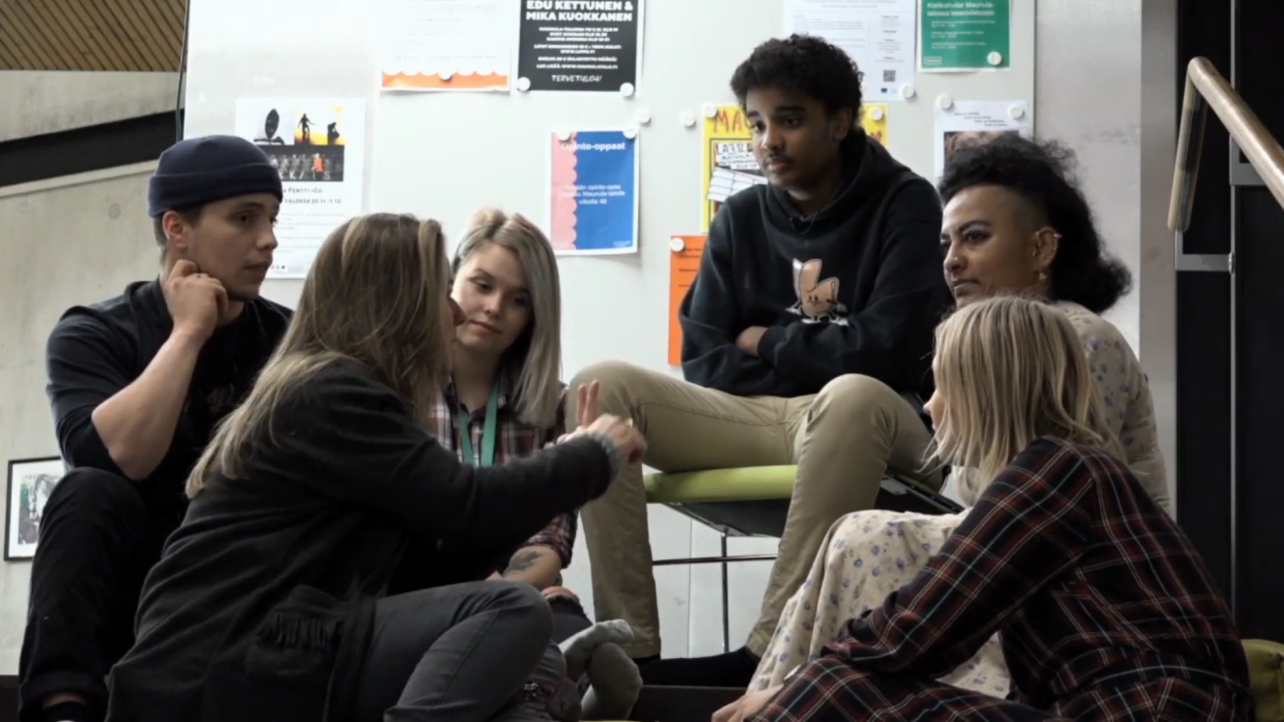 Maunula Staircase discussion 4