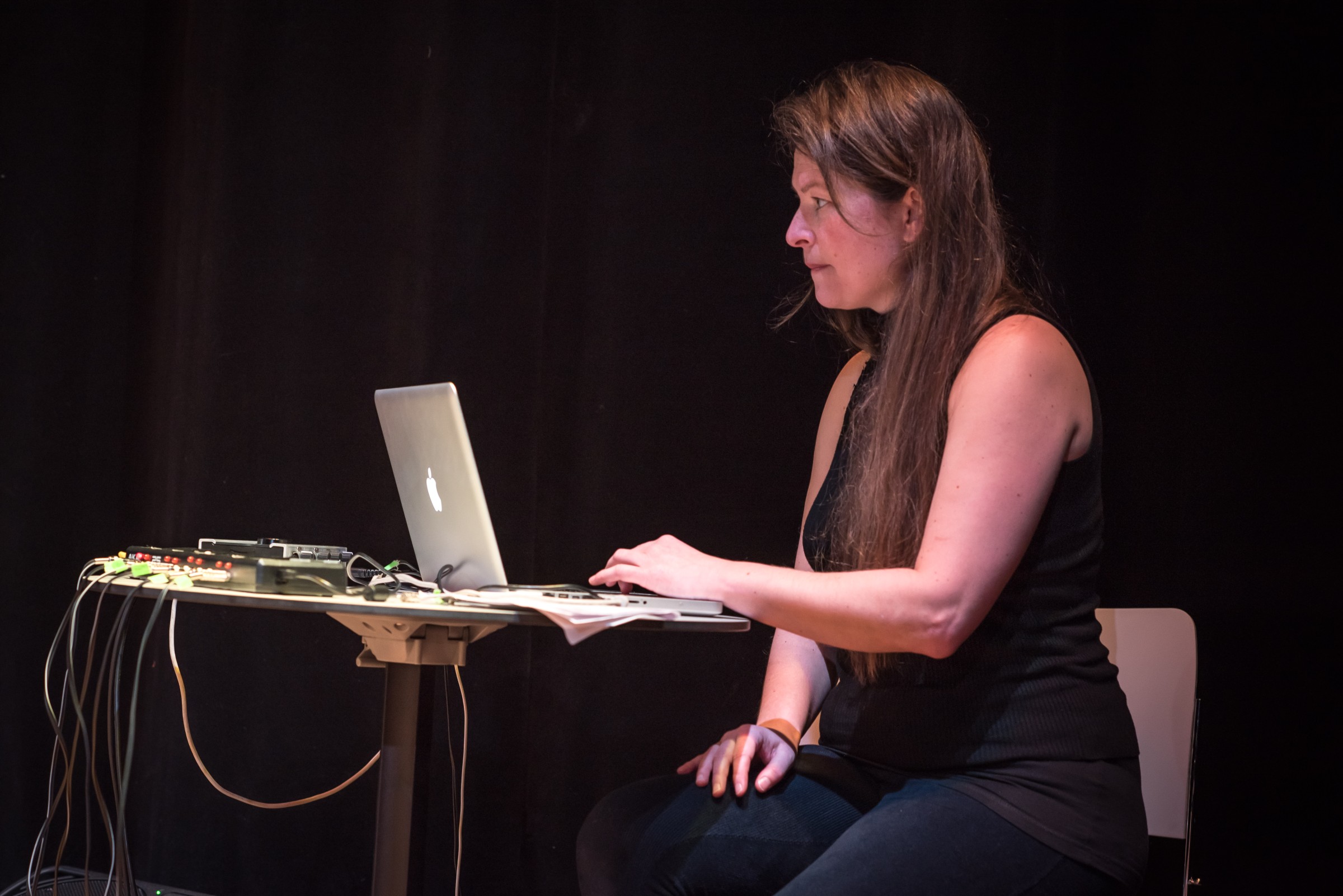 Sounds and Stories Live Performance with Jobina Tinnemans mixing