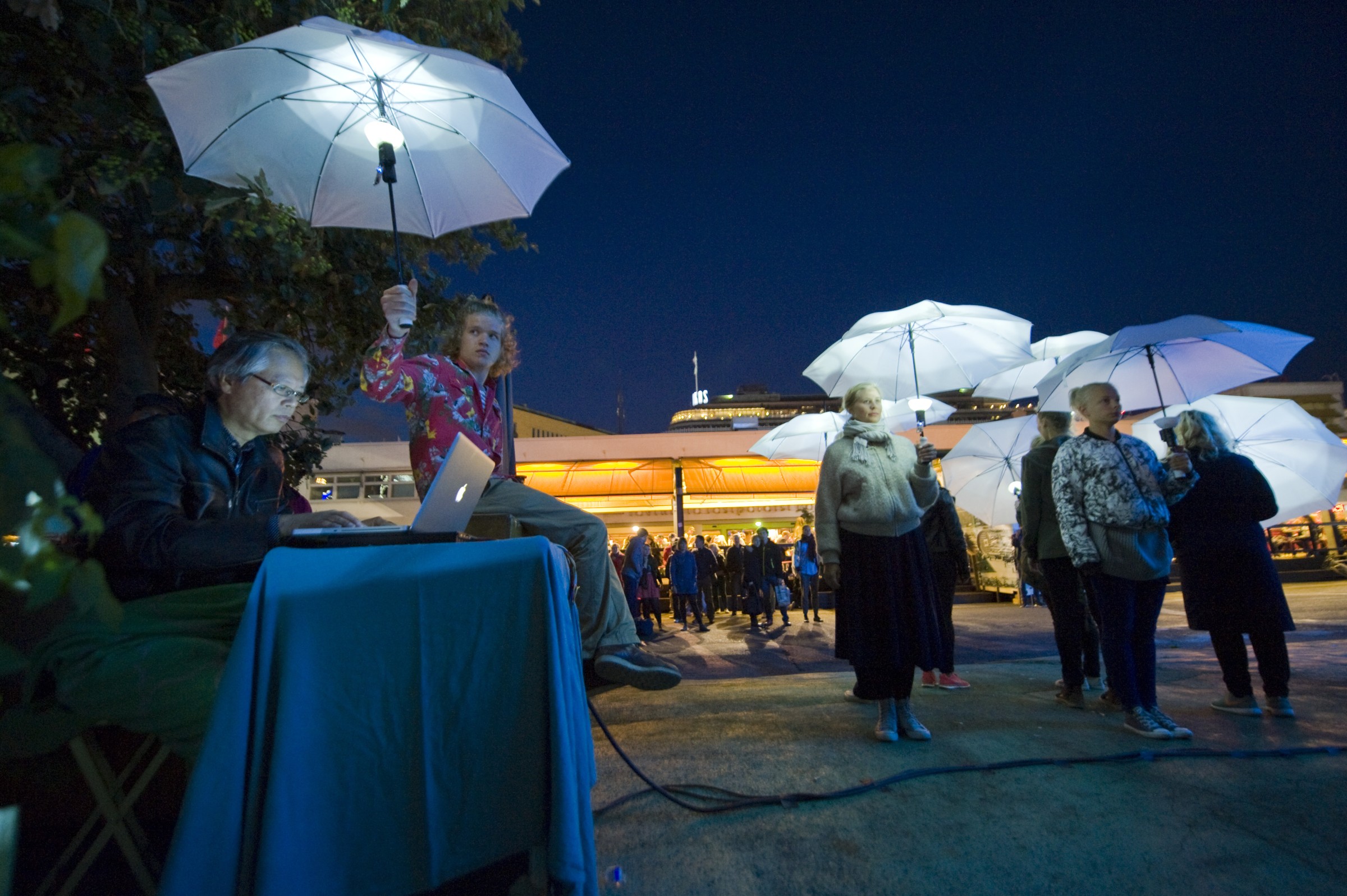 Fish-go-Round performance start, composer