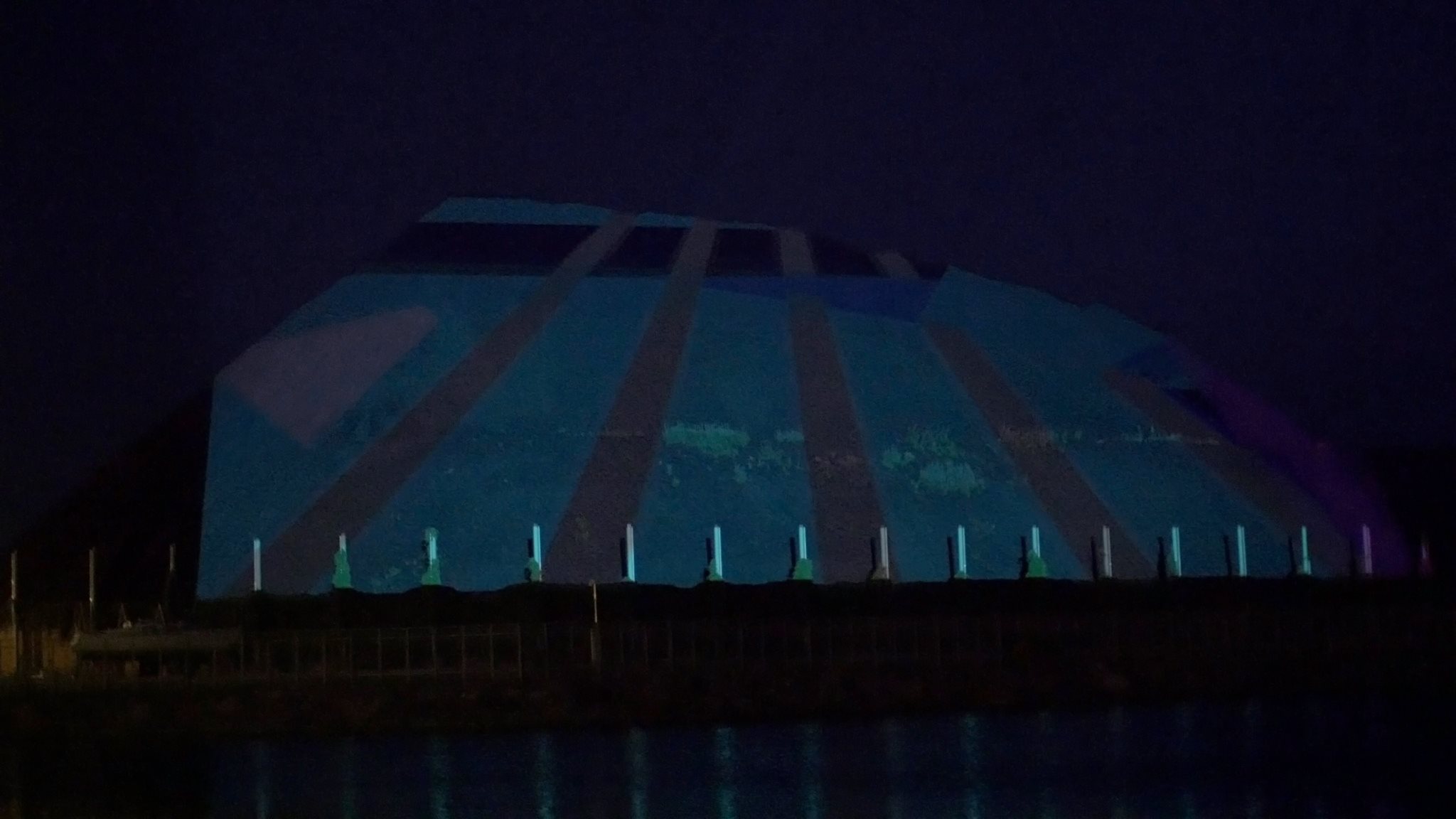 Conducting Senses coal hill with projection